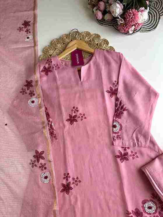Mul Chanderi appliqué work Aline Kurti with pants and dupatta