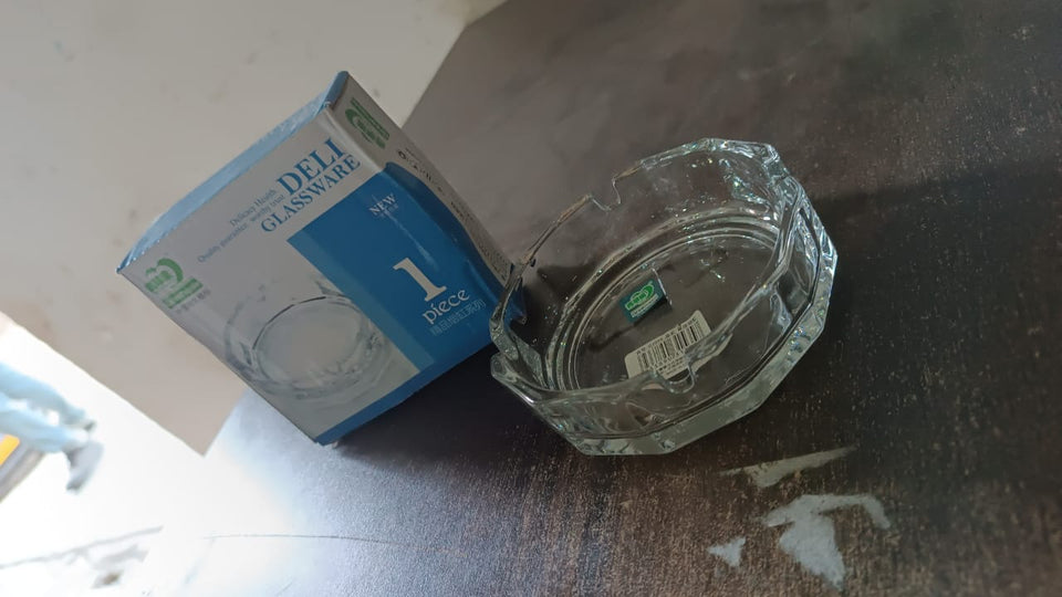 Transparent Ashtray Cigarettes Holder Home Office And Bar Tone Hotel Restaurant Indoor (1 Pc)