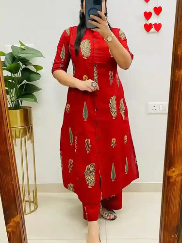 Co-ord Set – Elegant & Trendy Two-Piece Outfit