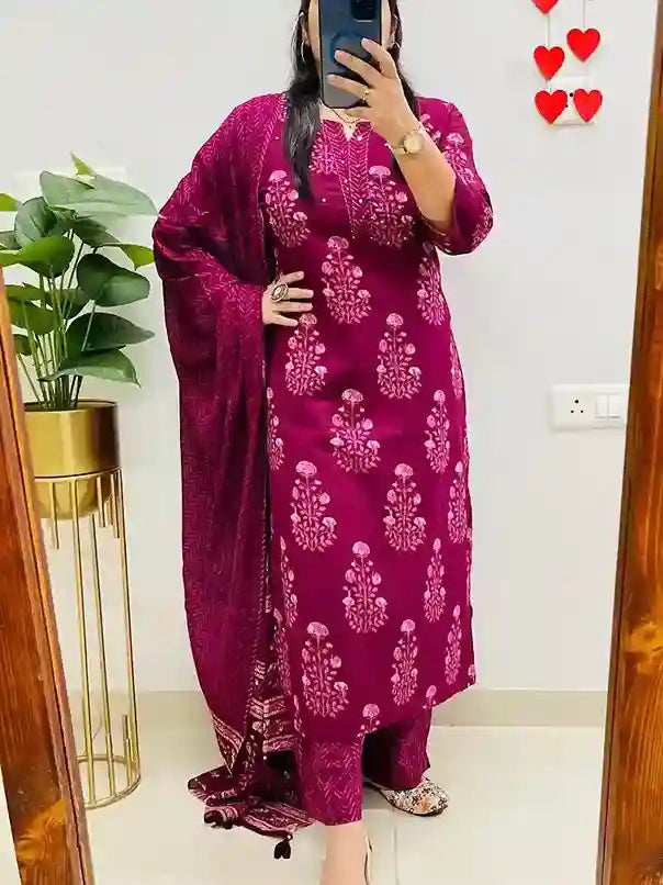 Co-ord Set – Elegant & Trendy Two-Piece Outfit