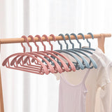 0231 Plastic Hangers Clothes Hangers - Lightweight Space Saving Hangers - Standard Hangers For Clothes - Durable Slim  Sleek Hangers (10pc)