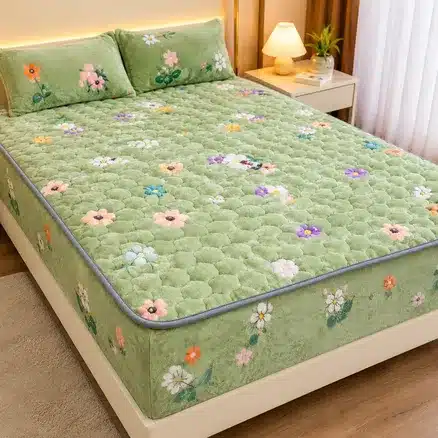 Soft Floral Plush Mattress Topper